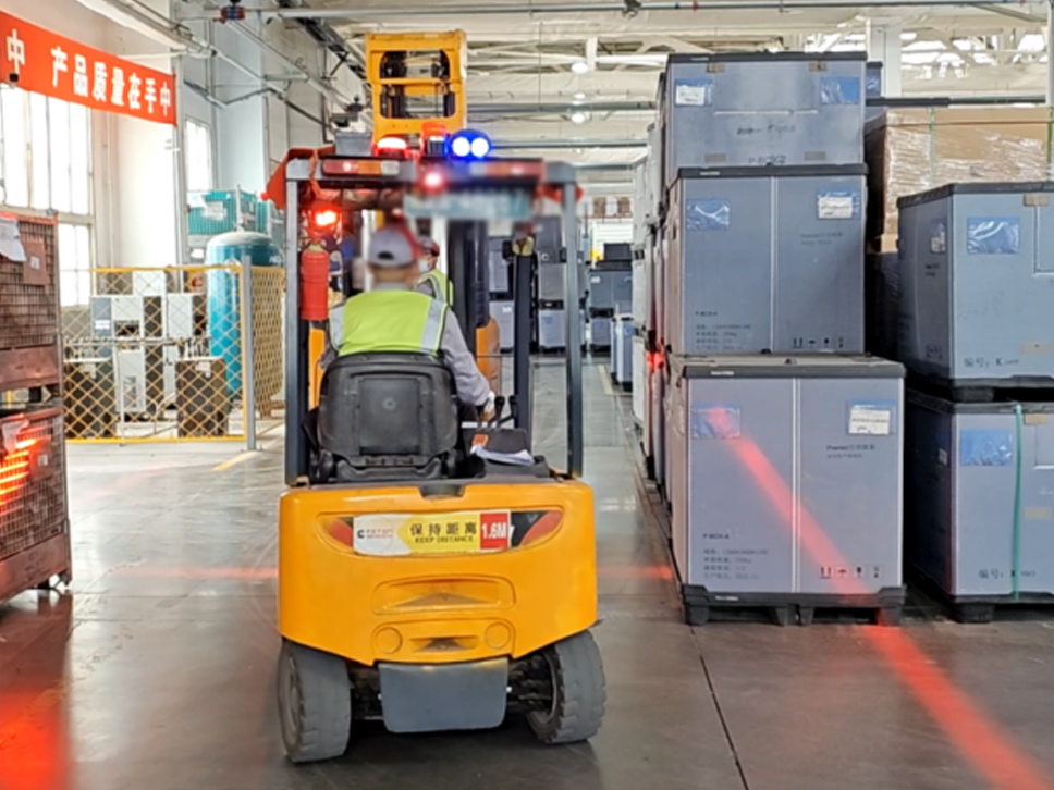 北京福田康明斯仓库叉车防撞系统案例